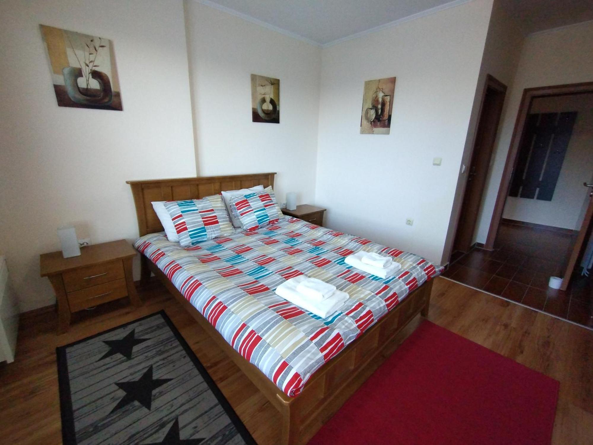 Cedar Lodge 4 Self-Catered Apartment Bansko Exterior photo